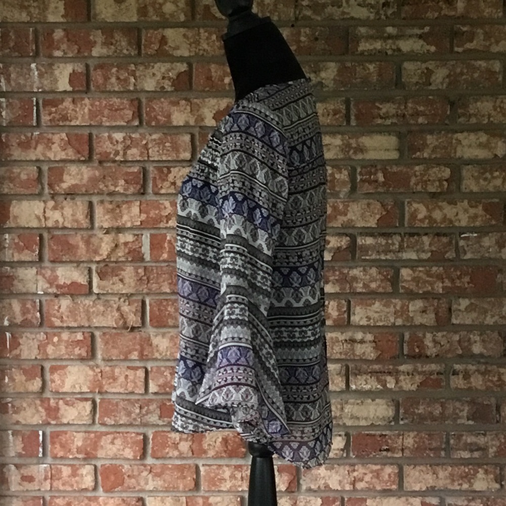 JESSICA Simpson Pullover Top - Picture 4 of 7